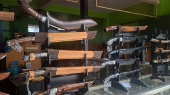 Idul Adha Jadi 'Tambang Emas' bagi Perajin Golok Bandung