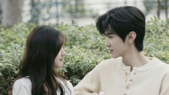 5 Drama China Trope si Cewek Bucin Duluan, Ada Drama dari Zhao Lusi!