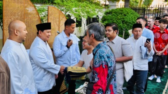 Intip Momen Iduladha Prabowo di Paris: Salat Bareng Diaspora hingga Santap Bersama