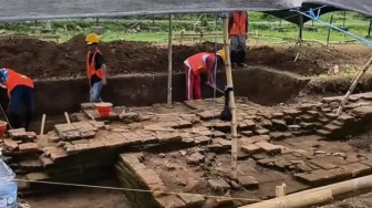 Pagar Misterius Peninggalan Majapahit Ditemukan di Mojokerto