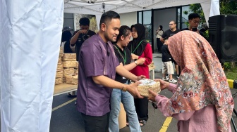 Gilang Widya Pramana dan Shandy Purnamasari Tebar Kurban 17 Sapi, Satu Berbobot 1.280 Kg