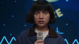 Sinopsis Suka Duka Tawa: Menertawakan Luka Lewat Stand Up Comedy, Lagi Puncaki Netflix