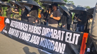 Aksi Kamisan ke-909 Soroti Penghilangan Paksa dan Tahanan Demonstrasi 2025