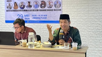 Dulu Diminta Balik ke Barak, Ray Rangkuti Kritik TNI Kini 'Kepung' Ranah Sipil