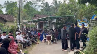 Mengenang Ali Munawar, Sosok Dermawan yang Berpulang Bersama Mimpi Besar Anak-Anaknya