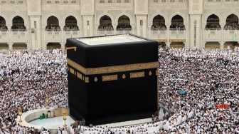 7 Fakta Penipuan Umrah Hanania Travel: Rugikan 128 Orang Senilai Rp12 Miliar