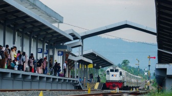 Penumpang KA Cikuray Tembus 2,2 Juta Orang Sejak 2022