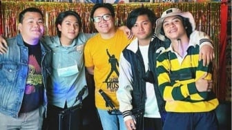 Gara-gara Bastian Steel, Kita Sadar Gombalan Bocah 2010-an Itu Sangat Genius