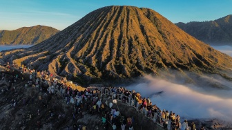Yadnya Kasada, Persembahan Syukur Suku Tengger untuk Leluhur