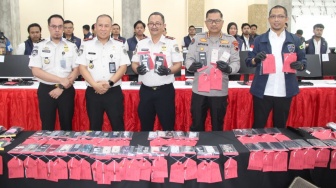 Kolaborasi dengan FBI, Polda Jateng Ungkap Sindikat Penipuan Online Bermodus Pig Butchering