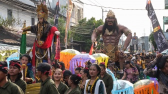 Warna-Warni Keberagaman Meriahkan Kirab Hari Lahir Pancasila di Solo