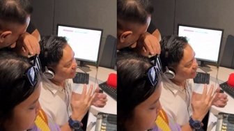 Detik-Detik Siaran Terakhir Radio The Rockin Life Bandung Berakhir Tangis Haru