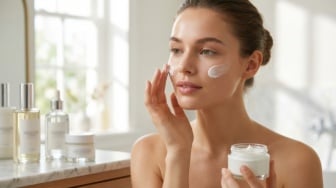 Jaga Kulit Tetap Kencang dengan 5 Pelembap Anti-Aging yang Dilengkapi SPF