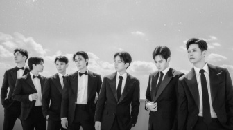 Rayakan 27 Tahun Debut, CLICK-B Gelar Konser dengan Formasi Lengkap