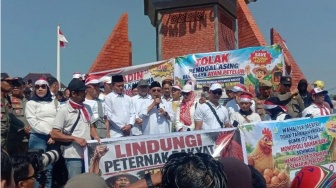 Di Balik Aksi Bagi 1 Juta Butir di Blitar, Ada Jeritan Peternak yang Tercekik Harga Pakan