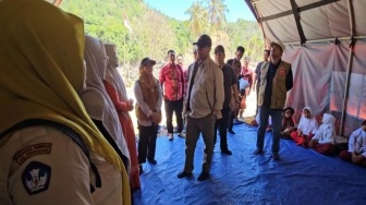 12 Sekolah di Aceh Tengah Masih Belajar di Tenda Darurat