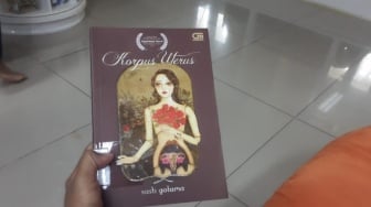 Corpus Uterus: Menelusuri Rahim, Trauma Sejarah, dan Perlawanan Perempuan