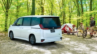 Kenalan sama MPV Mewah Terbaru Suzuki Landy: Gengsi Sekelas Voxy, Harga ala Innova