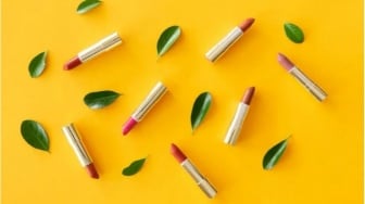 4 Tinted Lip Balm di Bawah Rp50 Ribuan, Ciptakan Bibir Glossy dan Cerah