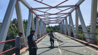 Jembatan Way Tembulih Pesisir Barat Amblas, Polisi Minta Pengendara Waspada