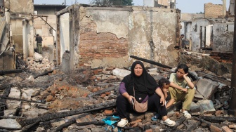 Yang tersisa Usai Kebakaran Hebat di Kemayoran Gempol