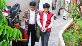 Terdakwa kasus dugaan korupsi dan tindak pidana pencucian uang (TPPU) terkait investasi MDI Venture dan BRI Ventures ke PT Tani Group Indonesia (Tanihub) Nicko Widjaja saat datang untuk menjalani sidang lanjutan di Pengadilan Tipikor, Jakarta, Rabu (3/6/2026). [Suara.com/Alfian Winanto]