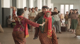Bukan Pahlawan, Bukan Iblis: Badut Gendong Bawakan Sosok Anti-Hero Wong Kalahan di Layar Lebar