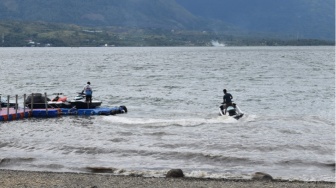 Dongkrak Kunjungan Wisata, FE Watersport Sensasi Baru di Danau Singkarak