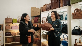 Melrose Leather by Melanie Berdayakan Pengrajin Lokal Sukoharjo Lewat Produk Tas Kulit Premium