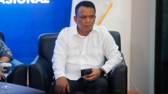 Wakil Kepala Badan Gizi Nasional (BGN) Trenggono saat konferensi pers di Gedung BGN, Jakarta, Kamis (4/6/2025). [Suara.com/Alfian Winanto]