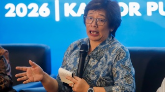Wakil Kepala Badan Gizi Nasional (BGN) Agustina Arumsari saat konferensi pers di Gedung BGN, Jakarta, Kamis (4/6/2025). [Suara.com/Alfian Winanto]