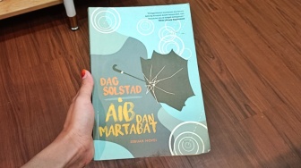 Guru Juga Bisa Kecewa: Membaca Aib dan Martabat Karya Dag Solstad