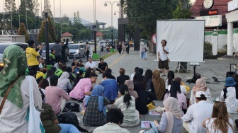'Nyerah Jadi WNI tapi Sayang sama RI', Aksi Ibu di Yogya Soroti Ekonomi hingga Korupsi