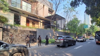 KPK Sita Rp59 Juta dan Ribuan Valas di Rumah Silmy Karim: Ada USD, Euro, hingga Yen!
