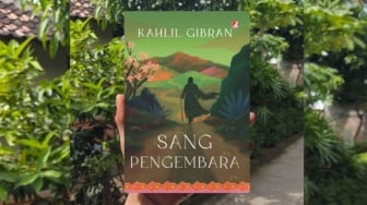 Sang Pengembara: Jejak Sunyi yang Menuntun Manusia Pulang ke Diri Sendiri