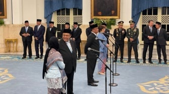 Prabowo Lantik Said Iqbal dan Nanik S Deyang, Ini Daftar Pejabat Baru di Istana