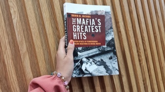 Jejak Darah Para Godfather: Membaca The Mafia's Greatest Hits