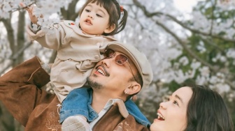 Denny Sumargo Tak Mau Biel Manja: Dibiasakan Hadapi Masalah Sendiri Sejak Kecil