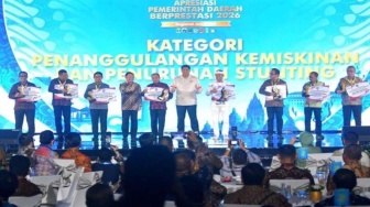 Pemprov Jabar Jadi Pemerintah Daerah Terbaik dalam Penggulangan Kemiskinan dan Penurunan Stunting