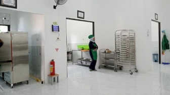 Ratusan Dapur MBG di NTB Mogok Masak