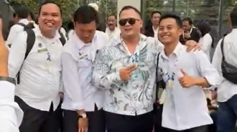 Netizen Geram, Pria Viral 'Joget Cuan' Rp6 Juta/Hari Terlihat Lagi di Agenda Program MBG