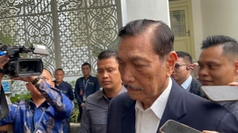 Luhut Bawa Chatib Basri ke Istana, Ini Tujuannya