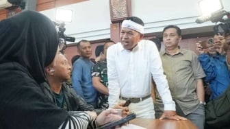 Jamin Proses Pelaksanaan SPMB Lancar Sampai Tahap Akhir, Gubernur Jabar Sempurnakan Pelaksanaannya