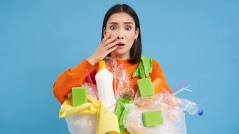Siklus Beli-Ganti-Buang: Murah Saat Dibeli, Mahal bagi Lingkungan