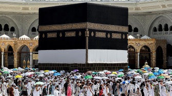 Jamaah haji dari berbagai negara melaksanakan Tawaf Wada mengelilingi Kabah, Masjidil Haram, Makkah, Arab Saudi, Selasa (9/6/2026). [ANTARA FOTO/Citro Atmoko/sgd/nym]
