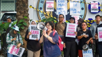 MBG Watch Segel Kantor BGN, Tuntut Evaluasi Total Program Makan Bergizi Gratis