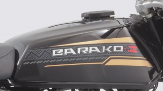 Pesona Penantang Honda GL Pro dari Kawasaki, Hadir dengan Fitur Terkini