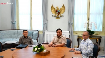 Jusuf Kalla Temui Prabowo di Istana, Datang Bersama Putranya