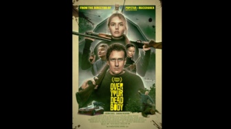 Over Your Dead Body: Horor Komedi dengan Kekerasan Grafis yang Intens!