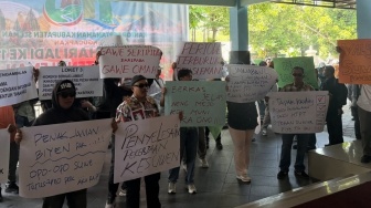Digeruduk Masa Akibat Pelayanan Lambat, Pemkab dan BPN Sleman Sepakati Evaluasi Besar
